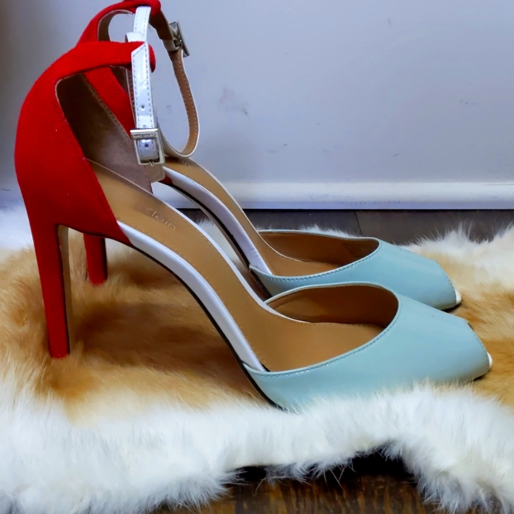 New Calvin Klein high heel stilletto peeptoes